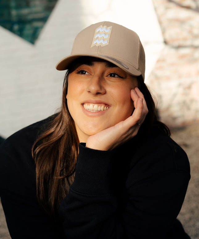 THE VIBE cap beige