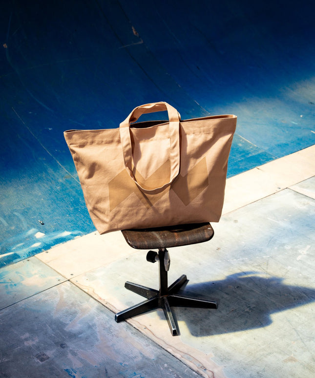 Big shopping bag latte