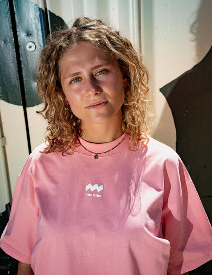Oversized THE VIBE T-shirt pink